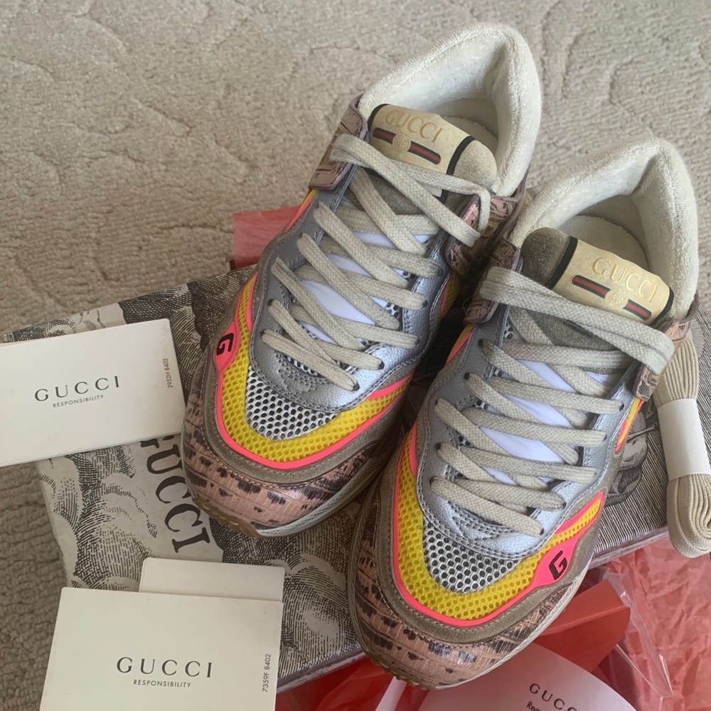 Gucci ultrapace sneakers